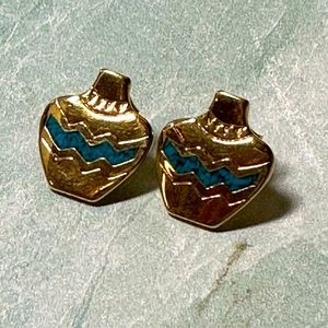 Vintage gold tone clay pot stud earring with chevron turquoise design Southwest
